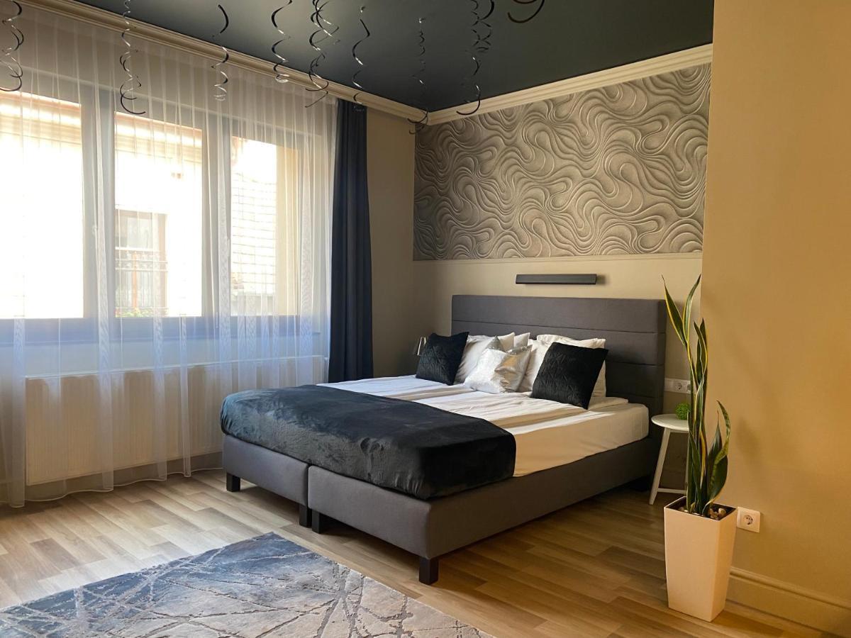אגר Margareta Garden Boutique Rooms מראה חיצוני תמונה